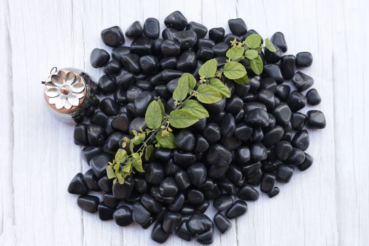 Jade Black Mix size Polished Pebbles
