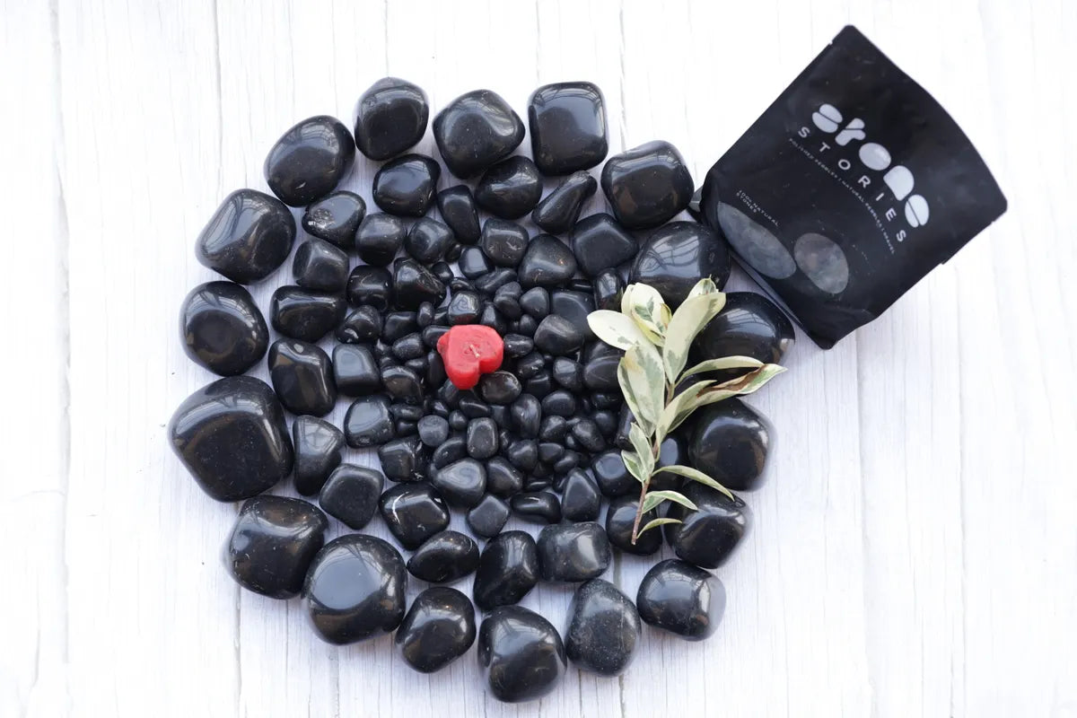 Jade Black Mix size Polished Pebbles