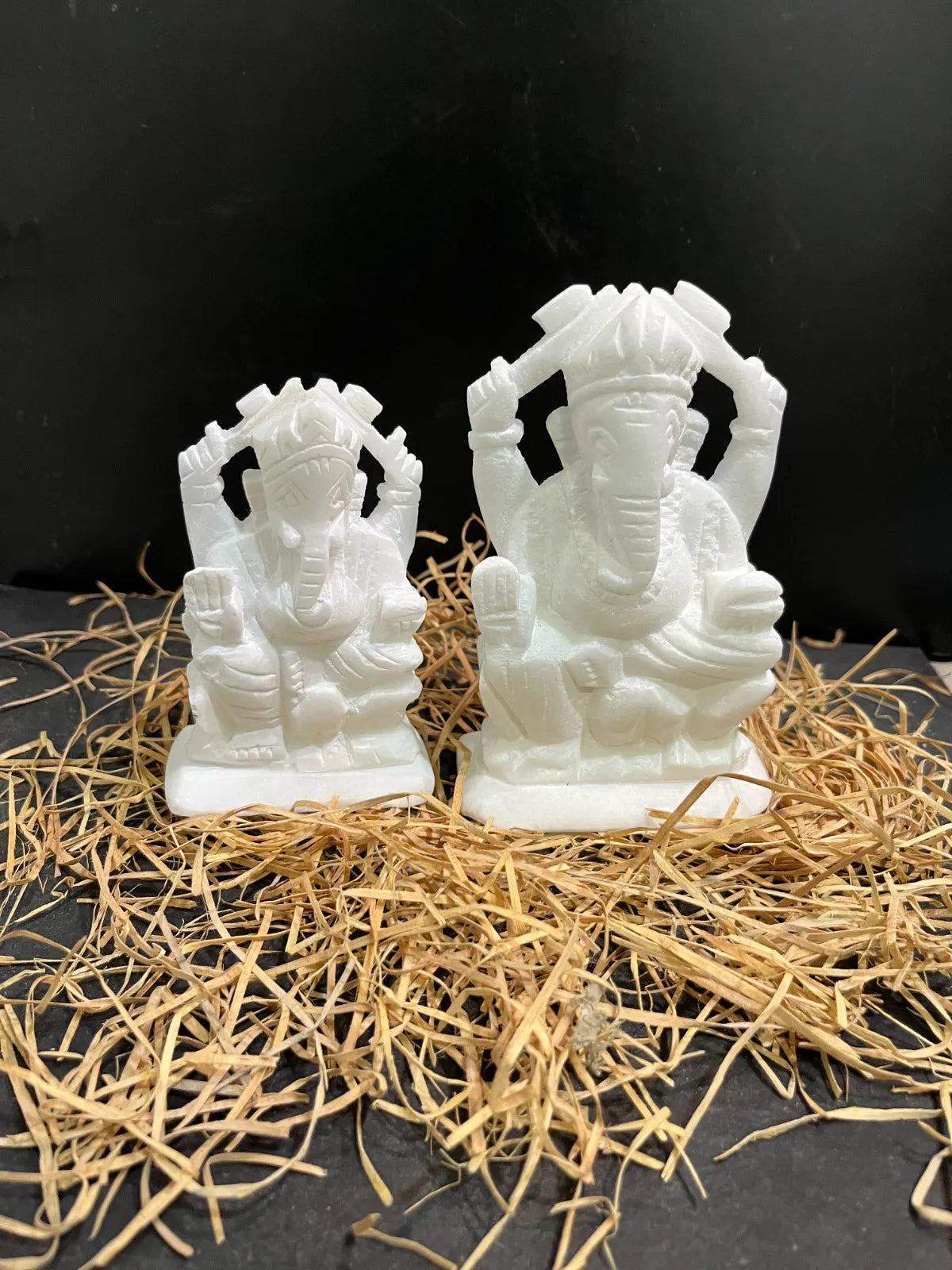 4 nch White Marble Ganesh Idol/Murti Left Trunk for Home Temple and Gifting